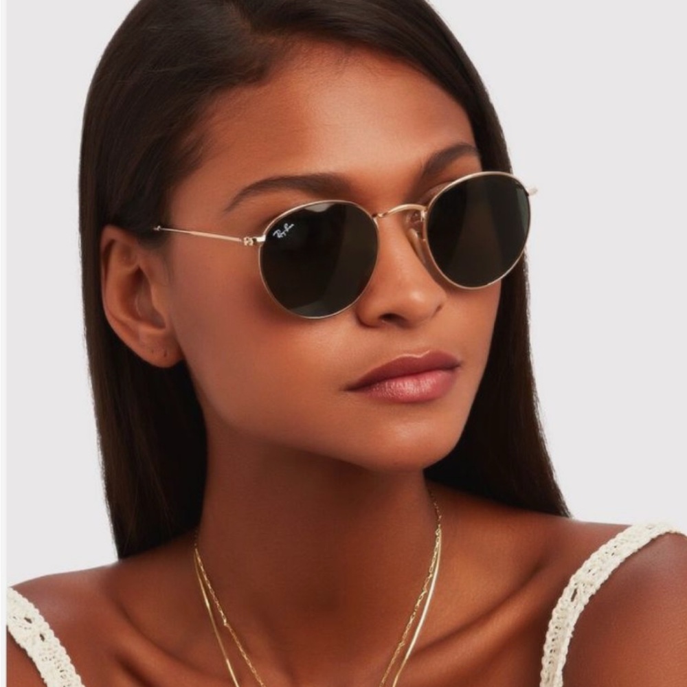 Ray-Ban’s round metal number 3447